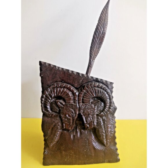 Vintage Large Back Forest Wooden pen holder carving Rams Butting Heads - Picture 1 of 13